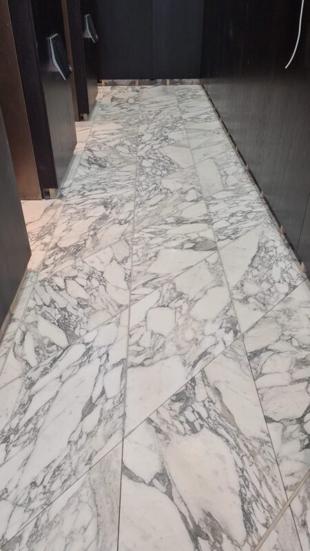 ARABESCATO-VAGLI-EXTRA-HONEDMARBLE-SLAB_FLOOR (16)