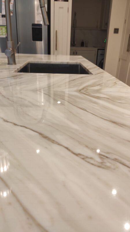 CALACATTA-GOLD-MACCHIA-ANTICA-BOOKMATCHED-POLISHED-MARBLE-SLAB_KITCHEN WORKTOP2022-04-06 (7)