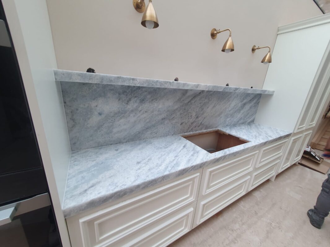 Cristalita Blue Polished Quartzite Kitchen8