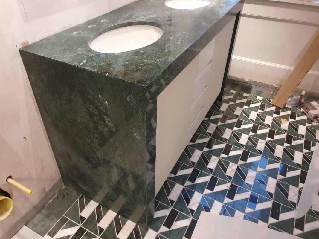 INDIA-GREEN-POLISHED-MARBLE-SLAB_BATHROOM BESPOKE VANITY 2021-10-19 (2)